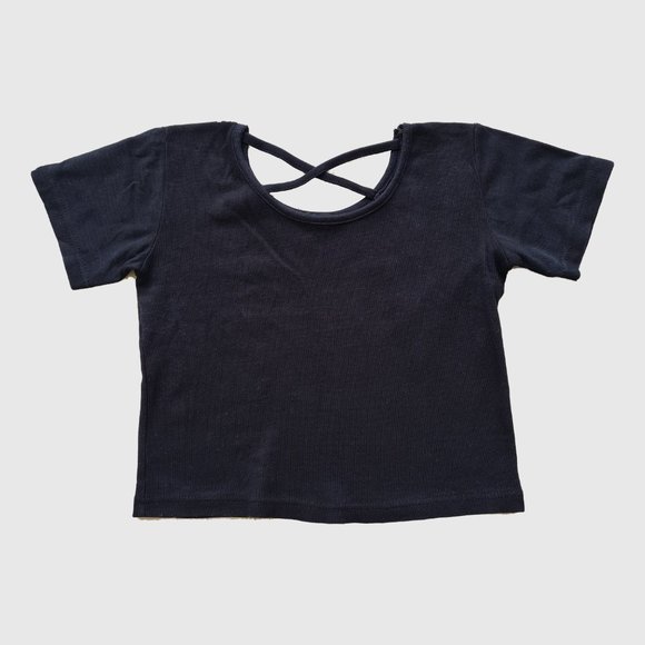 Size- S-M, Black knitted crop top - Picture 2 of 3